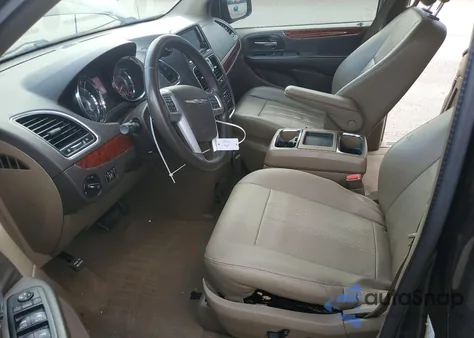 2013 Chrysler Town & Country Touring L из США, поврежденный, VIN 2C4RC1CG4DR737551
